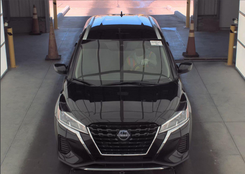 Super Black 2024 Nissan Kicks SV