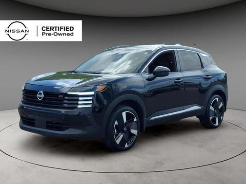 Super Black 2025 Nissan Kicks SR
