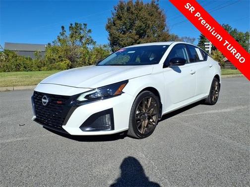 2025 Nissan Altima SR