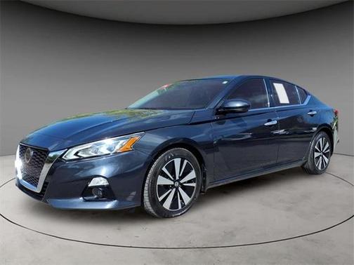 2022 Nissan Altima 2.5 SL