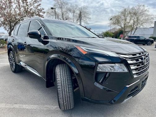 2024 Nissan Rogue Platinum