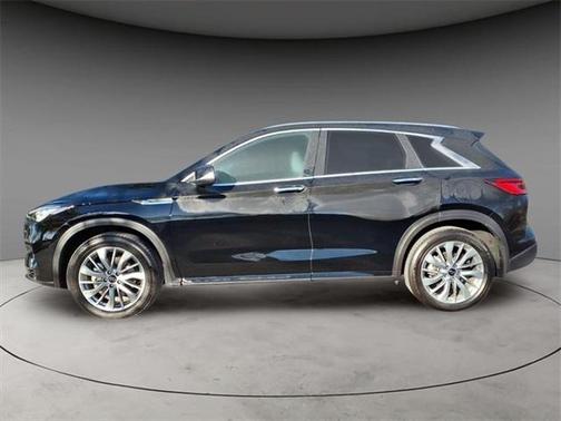 2024 INFINITI QX50 Luxe