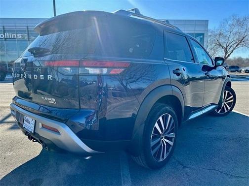 2025 Nissan Pathfinder Platinum