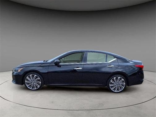 2024 Nissan Altima 2.5 SL