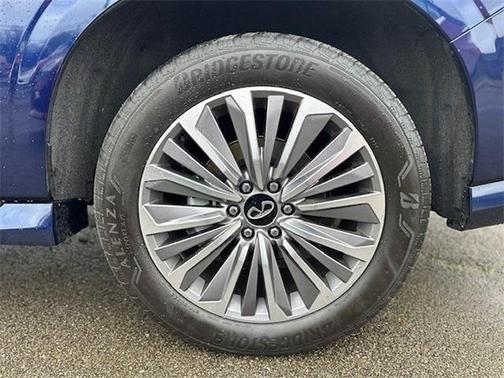 2025 INFINITI QX80 SENSORY
