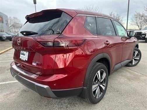 2025 Nissan Rogue SL