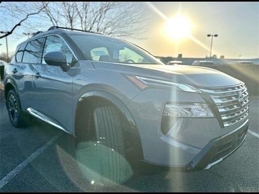 2025 Nissan Rogue Platinum
