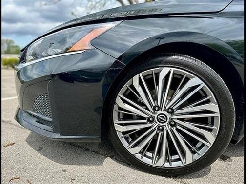 2024 Nissan Altima 2.5 SL