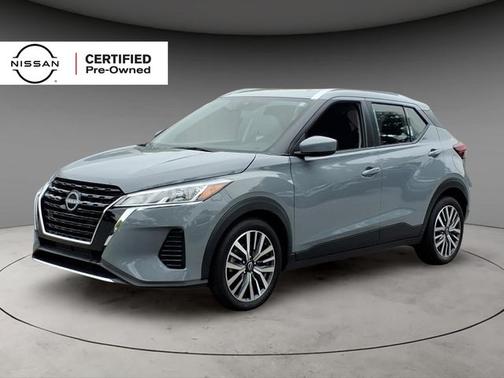 Boulder Gray Pearl 2023 Nissan Kicks SV