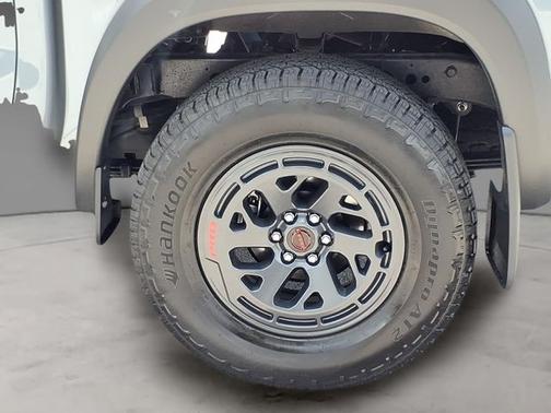 Boulder Gray Pearl 2026 Nissan Frontier PRO-4X