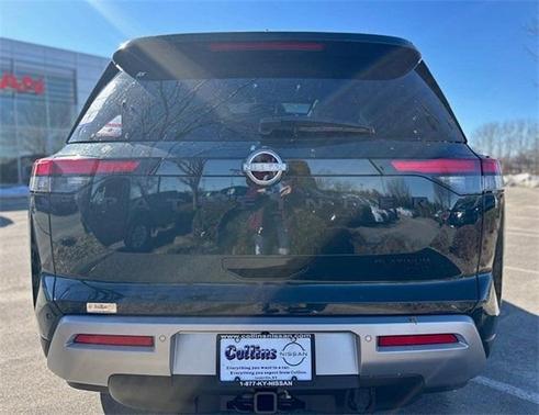 2025 Nissan Pathfinder Platinum