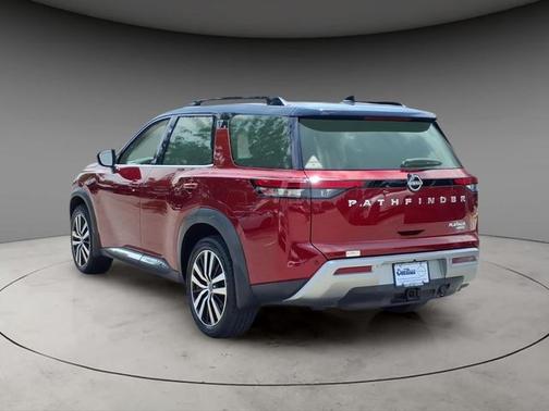 2t Red Blk Roof 2024 Nissan Pathfinder Platinum