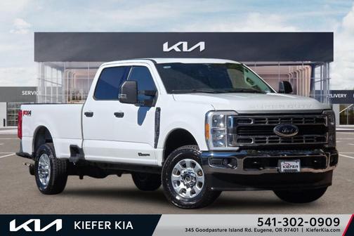 Oxford White 2023 Ford F-350 XLT