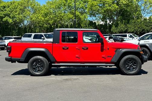 Firecracker Red Clearcoat 2021 Jeep Gladiator Sport