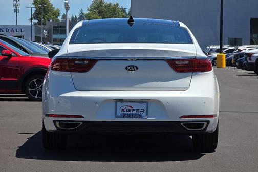 Snow White Pearl 2017 Kia Cadenza Premium