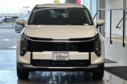 Snow White Pearl 2026 Kia Sportage Hybrid S