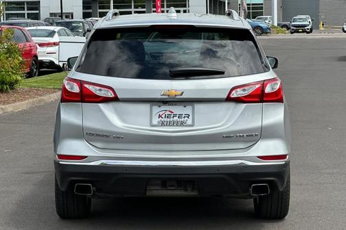 Silver Ice Metallic 2019 Chevrolet Equinox Premier w/2LZ