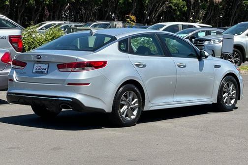 Sparkling Silver 2019 Kia Optima LX