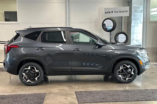 Gravity Gray 2026 Kia Seltos S