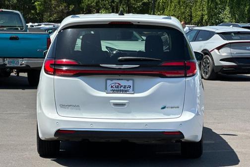 Bright White Clearcoat 2023 Chrysler Pacifica Hybrid Touring L