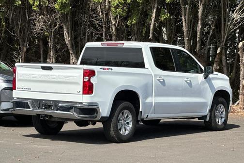 White 2024 Chevrolet Silverado 1500 LT