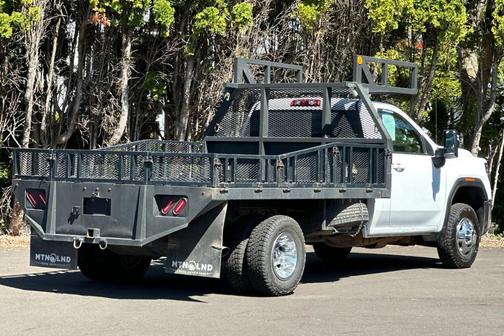 Summit White 2024 GMC Sierra 3500 SLE