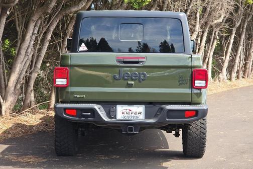 Sarge Green Clearcoat 2021 Jeep Gladiator Sport
