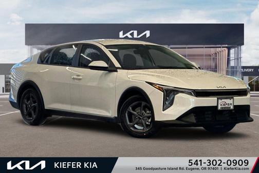 Snow White Pearl 2026 Kia K4 LXS