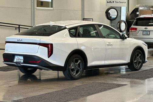 Snow White Pearl 2026 Kia K4 LXS