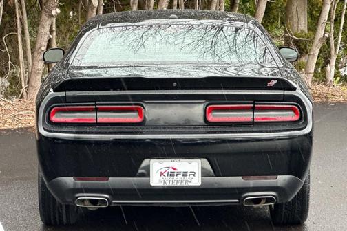 Pitch Black Clearcoat 2022 Dodge Challenger GT