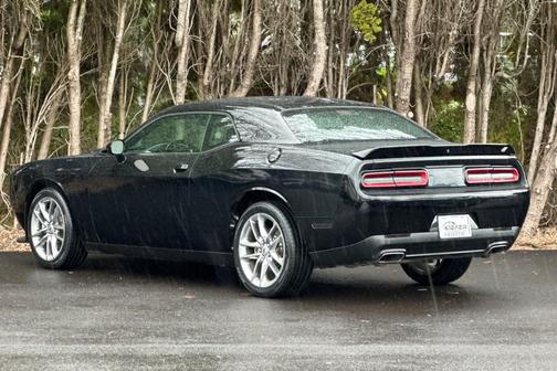 Pitch Black Clearcoat 2022 Dodge Challenger GT