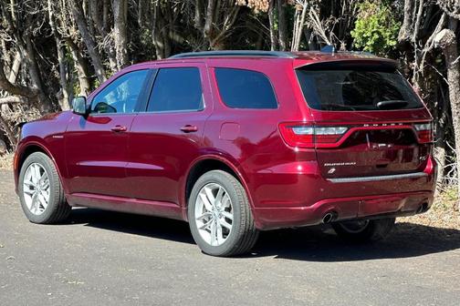 Octane Red Pearlcoat 2025 Dodge Durango R/T