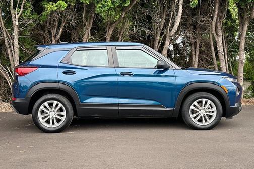 Pacific Blue Metallic 2021 Chevrolet Trailblazer LS