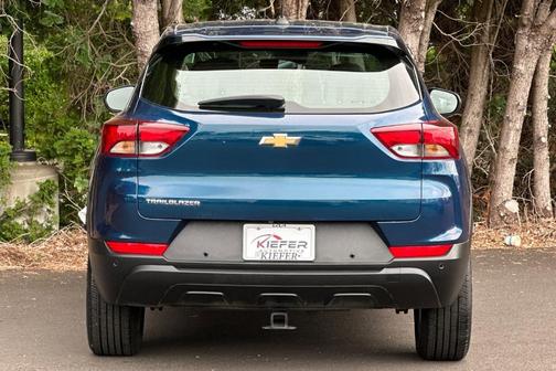 Pacific Blue Metallic 2021 Chevrolet Trailblazer LS