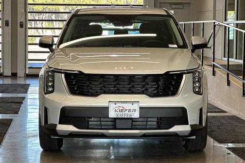 Ivory 2026 Kia Sorento LX