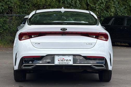 Glacial White Pearl 2021 Kia K5 LXS