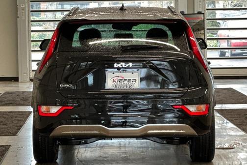 Aurora Black Pearl 2026 Kia Niro EV Wind