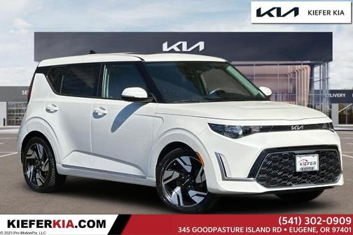 Snow White Pearl 2023 Kia Soul GT-Line 2.0L