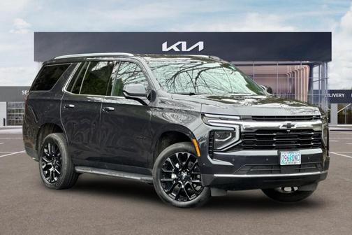 Dark Ash Metallic 2025 Chevrolet Tahoe LS
