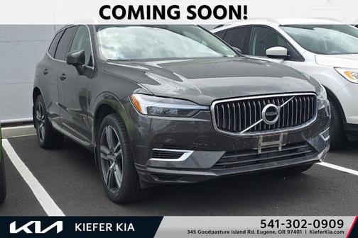 2021 Volvo XC60 Recharge Plug-In Hybrid T8 Inscription Expression