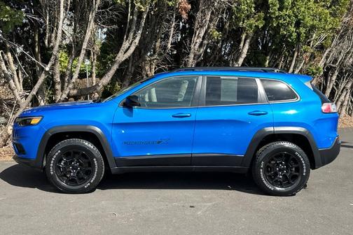 Hydro Blue Pearlcoat 2022 Jeep Cherokee X