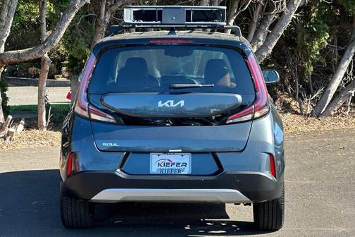 Gravity Gray 2024 Kia Soul EX