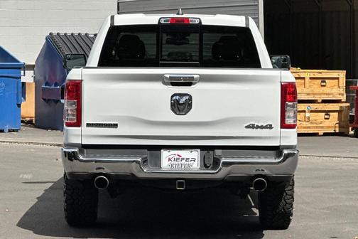 Bright White Clearcoat 2019 RAM 1500 Big Horn