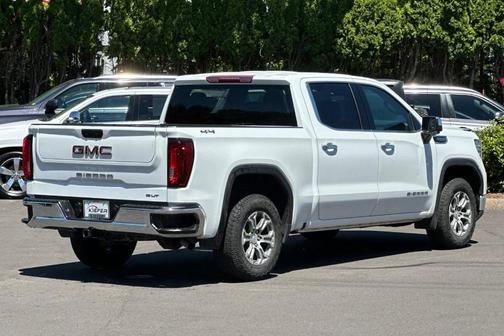 Summit White 2025 GMC Sierra 1500 SLT