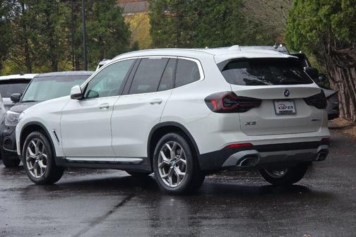 White 2024 BMW X3 xDrive30i