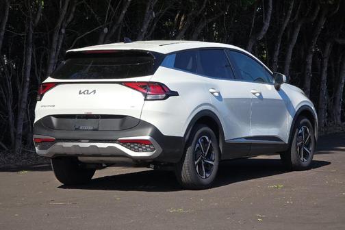 Snow White Pearl 2025 Kia Sportage Hybrid LX