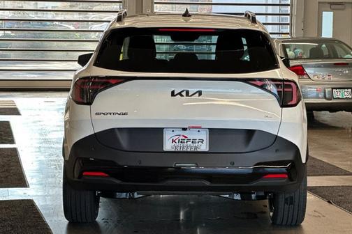 Snow White Pearl 2026 Kia Sportage Plug-In Hybrid X-Line Prestige