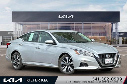Brilliant Silver Metallic 2020 Nissan Altima 2.5 SL