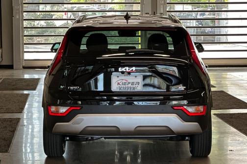 Aurora Black Pearl 2026 Kia Niro EX