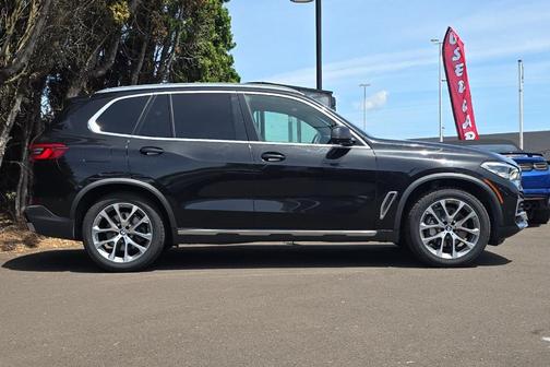 Black Sapphire Metallic 2019 BMW X5 xDrive40i